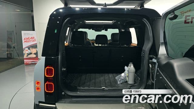 Land Rover Defender 2024 — ფოტო 20/20