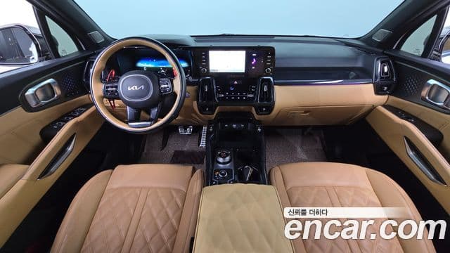 Kia Sorento 2023 — Фото 7/20