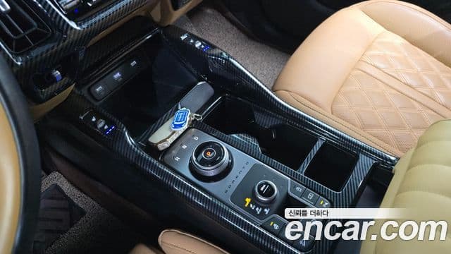 Kia Sorento 2023 — Фото 9/20