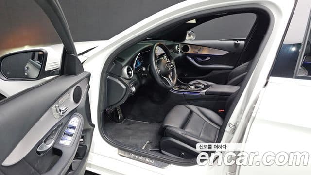 Mercedes-Benz C-Class 2021 — ფოტო 9/20