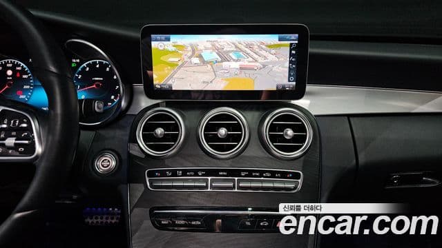 Mercedes-Benz C-Class 2021 — ფოტო 12/20
