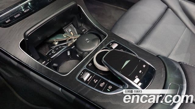 Mercedes-Benz C-Class 2021 — ფოტო 16/20