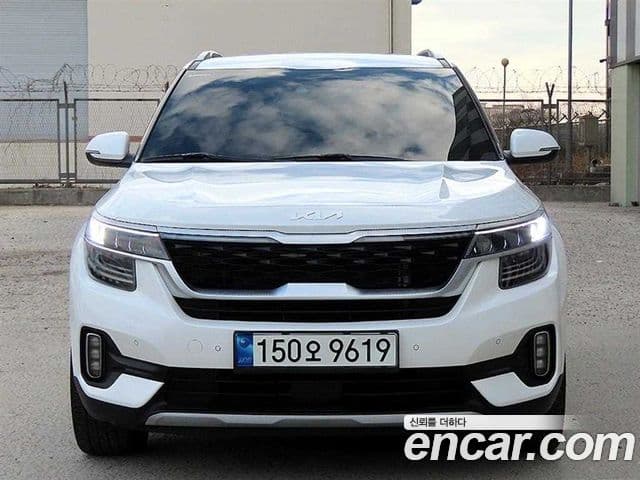 Kia Seltos 2022 — ფოტო 3/20