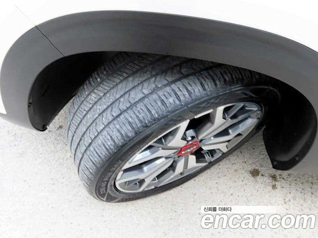 Kia Seltos 2022 — ფოტო 5/20