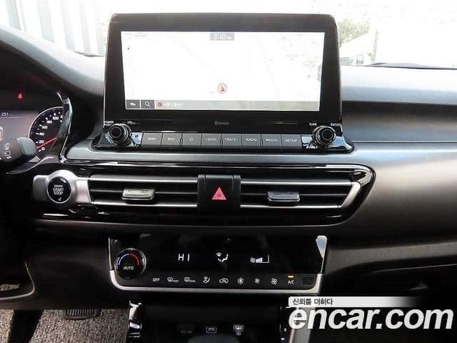 Kia Seltos 2022 — ფოტო 15/20