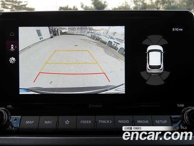 Kia Seltos 2022 — ფოტო 16/20