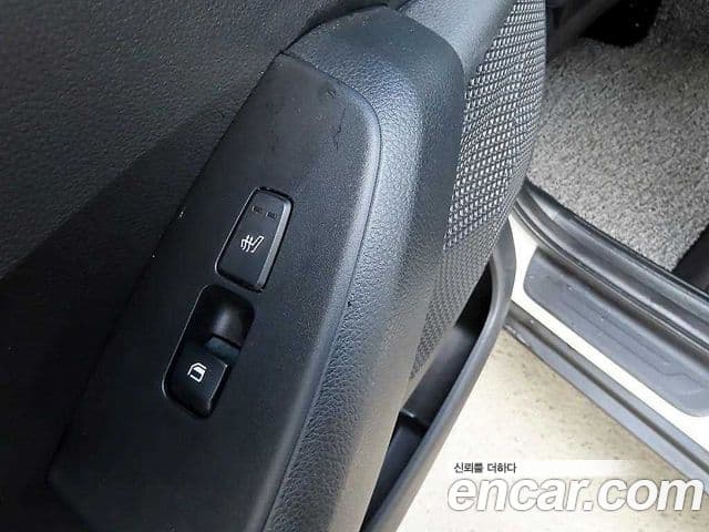 Kia Seltos 2022 — ფოტო 18/20