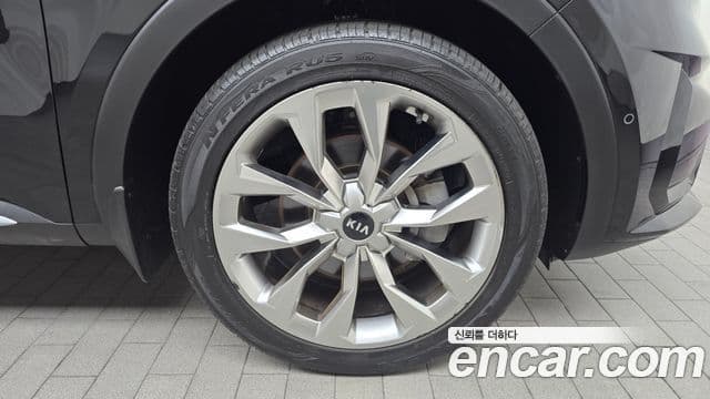 Kia Sorento 2020 — фото 5 из 20