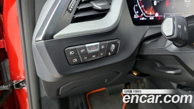 BMW 1 Series 2021 — ფოტო 16/20