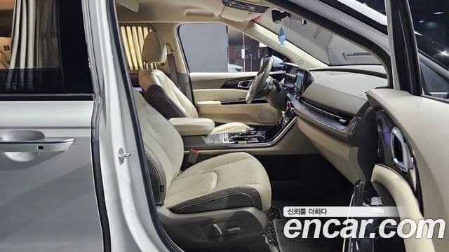 Kia Carnival 2022 — Фото 10/20