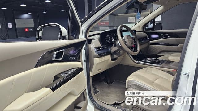 Kia Carnival 2022 — Фото 11/20