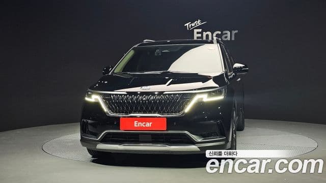 Kia Carnival 2021 — Фото 3/20