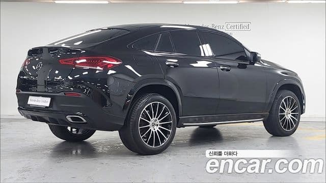 Mercedes-Benz GLE-Class 2022 — ფოტო 13/17