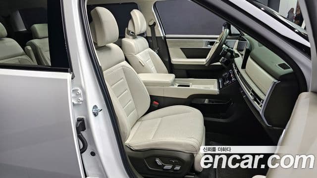 Hyundai Santa Fe 2023 — Фото 9/20