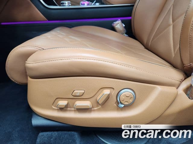 Genesis GV80 2025 — фото 17 из 20