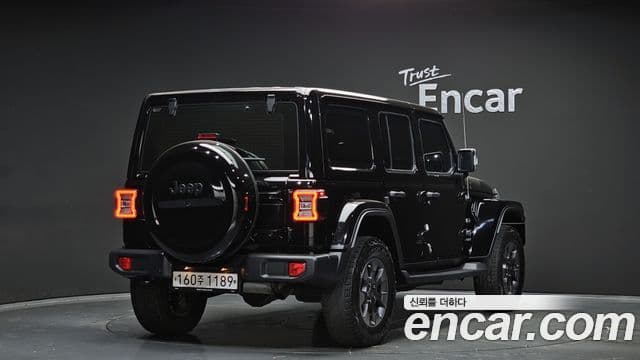 Jeep Wrangler 2019 — фото 2 из 20