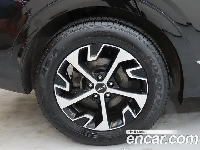 Kia Sportage 2023 — Şəkil 20/20