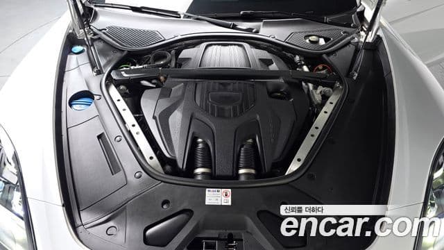 Porsche Panamera 2023 — Photo 15/20