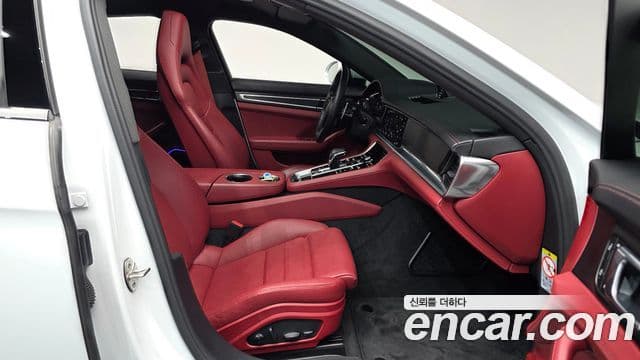Porsche Panamera 2023 — Photo 7/20