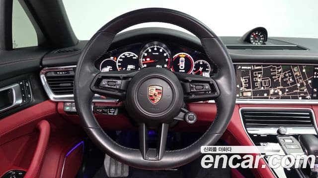 Porsche Panamera 2023 — Photo 14/20