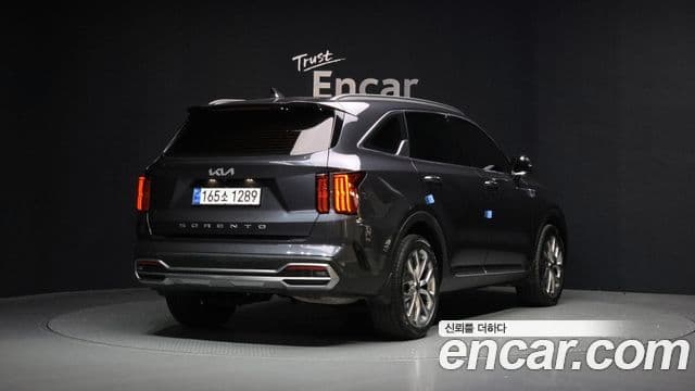 Kia Sorento 2022 — ფოტო 2/20