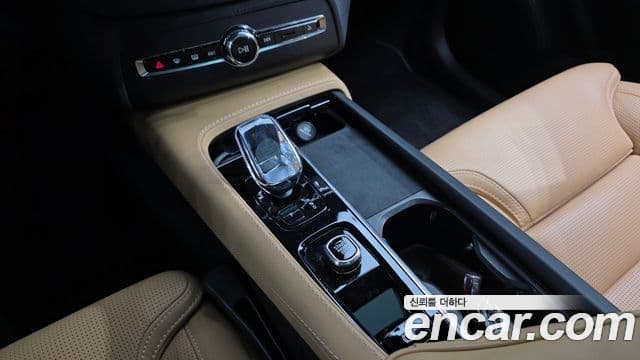 Volvo XC90 2024 — Şəkil 4/20