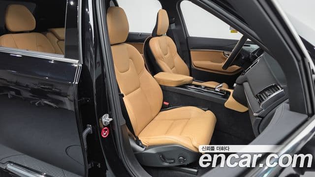 Volvo XC90 2024 — Şəkil 10/20