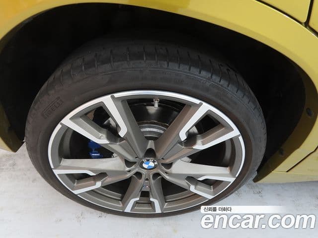 BMW X2 2021 — Photo 8/20