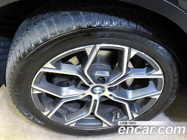 BMW X1 2021 — Şəkil 6/20