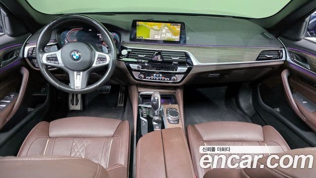 BMW 5 Series 2020 — ფოტო 6/20