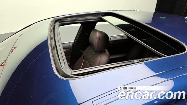 BMW 5 Series 2020 — ფოტო 18/20