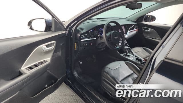 Kia Niro 2019 — Photo 6/20