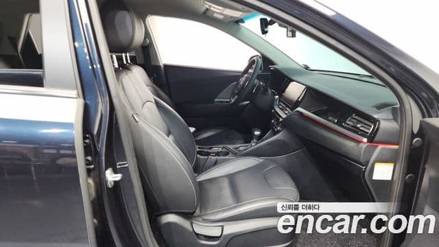 Kia Niro 2019 — Photo 12/20