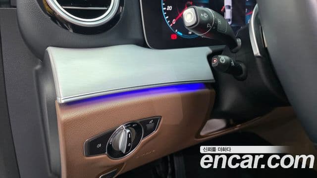 Mercedes-Benz E-Class 2020 — Şəkil 11/20