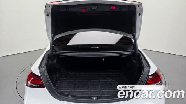 Mercedes-Benz E-Class 2020 — Şəkil 12/20
