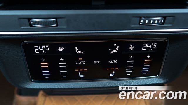Audi Q7 2021 — Фото 19/20