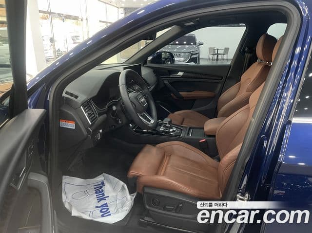 Audi Q5 2023 — Şəkil 8/20