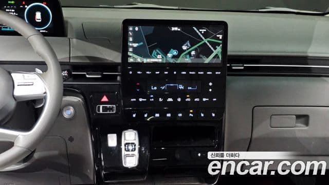 Hyundai Staria 2021 — фото 14 из 20