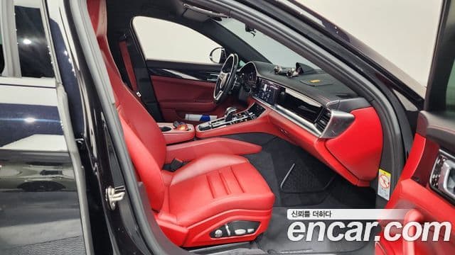 Porsche Panamera 2020 — фото 11 из 20