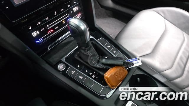Volkswagen Arteon 2022 — ფოტო 9/20