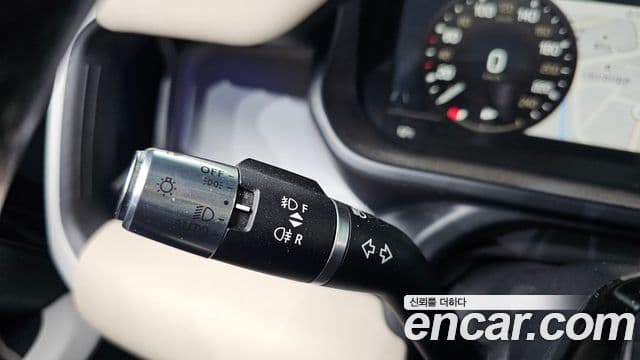 Land Rover Defender 2021 — ფოტო 16/20