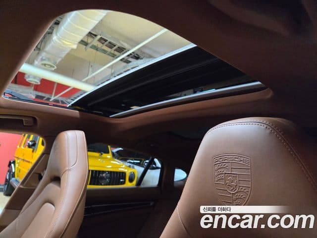 Porsche Panamera 2023 — Photo 13/20