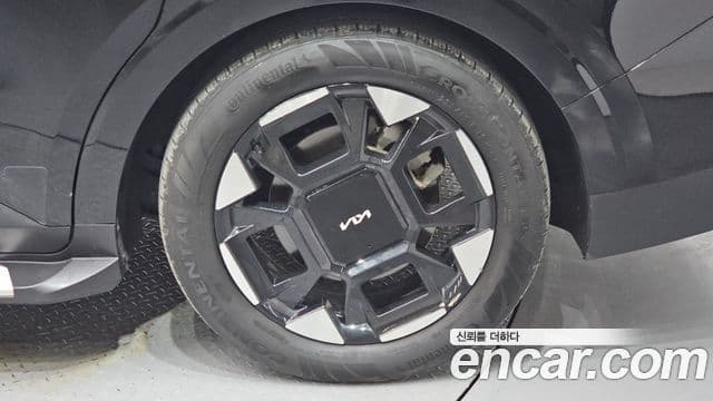 Kia Carnival 2024 — Şəkil 5/20