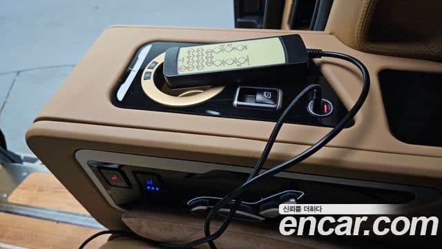 Kia Carnival 2024 — Şəkil 16/20