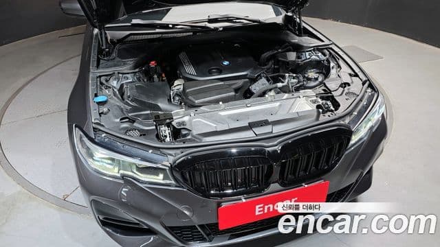 BMW 3 Series 2019 — фото 5 из 20