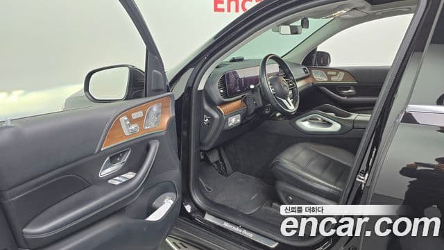 Mercedes-Benz GLE-Class 2020 — ფოტო 10/20