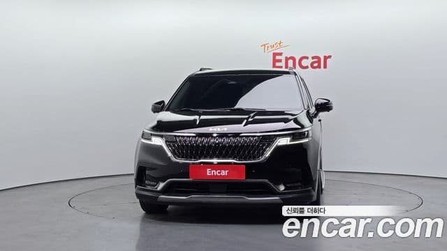 Kia Carnival 2023 — ფოტო 3/20