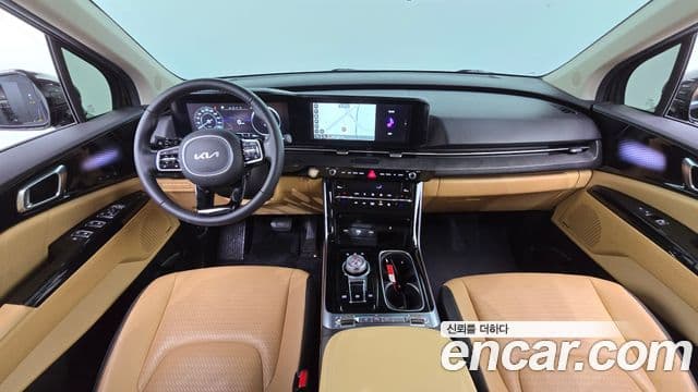 Kia Carnival 2023 — ფოტო 7/20