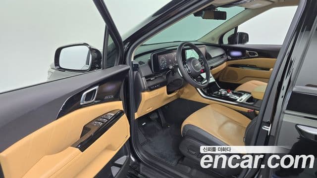 Kia Carnival 2023 — ფოტო 10/20