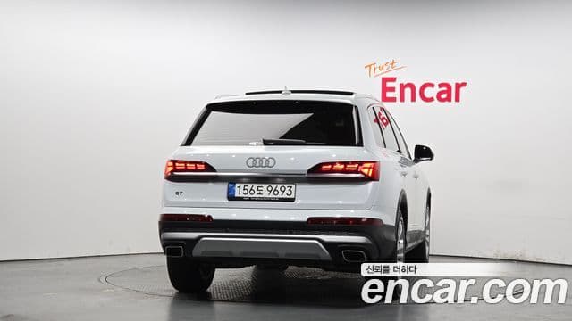 Audi Q7 2025 — Şəkil 4/20
